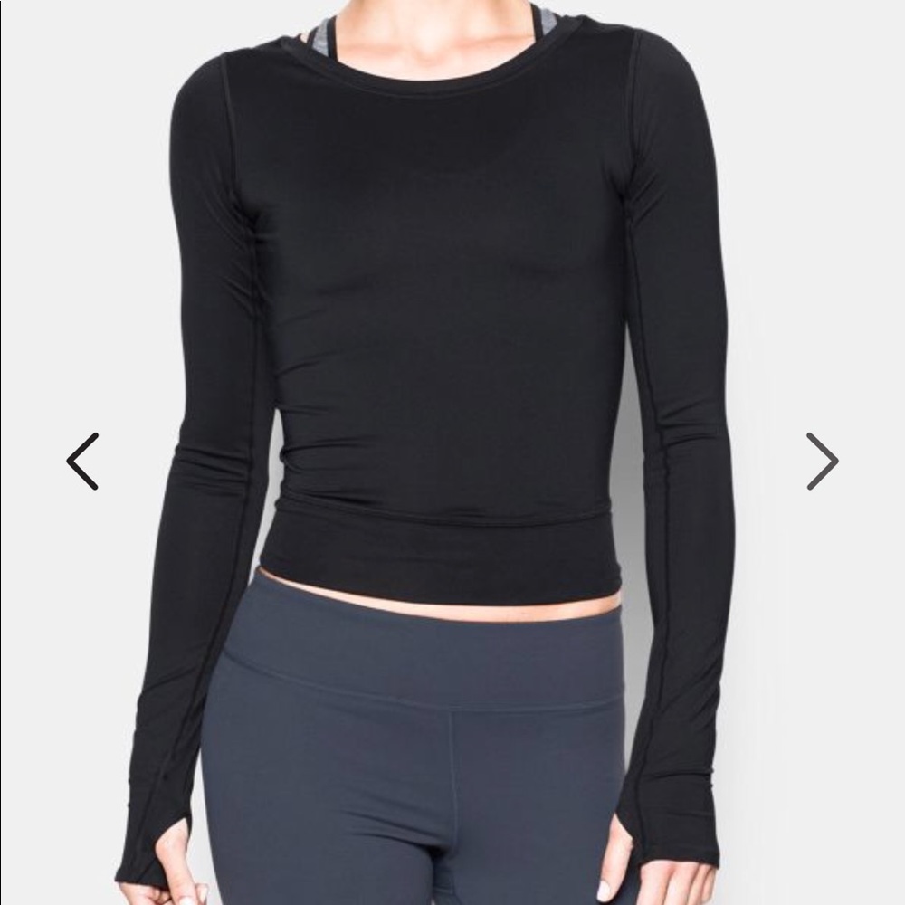 NWT Black Under Armour long sleeve crop XS